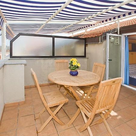 Residenza Adelaide Aparthotel Finale Ligure Bagian luar foto