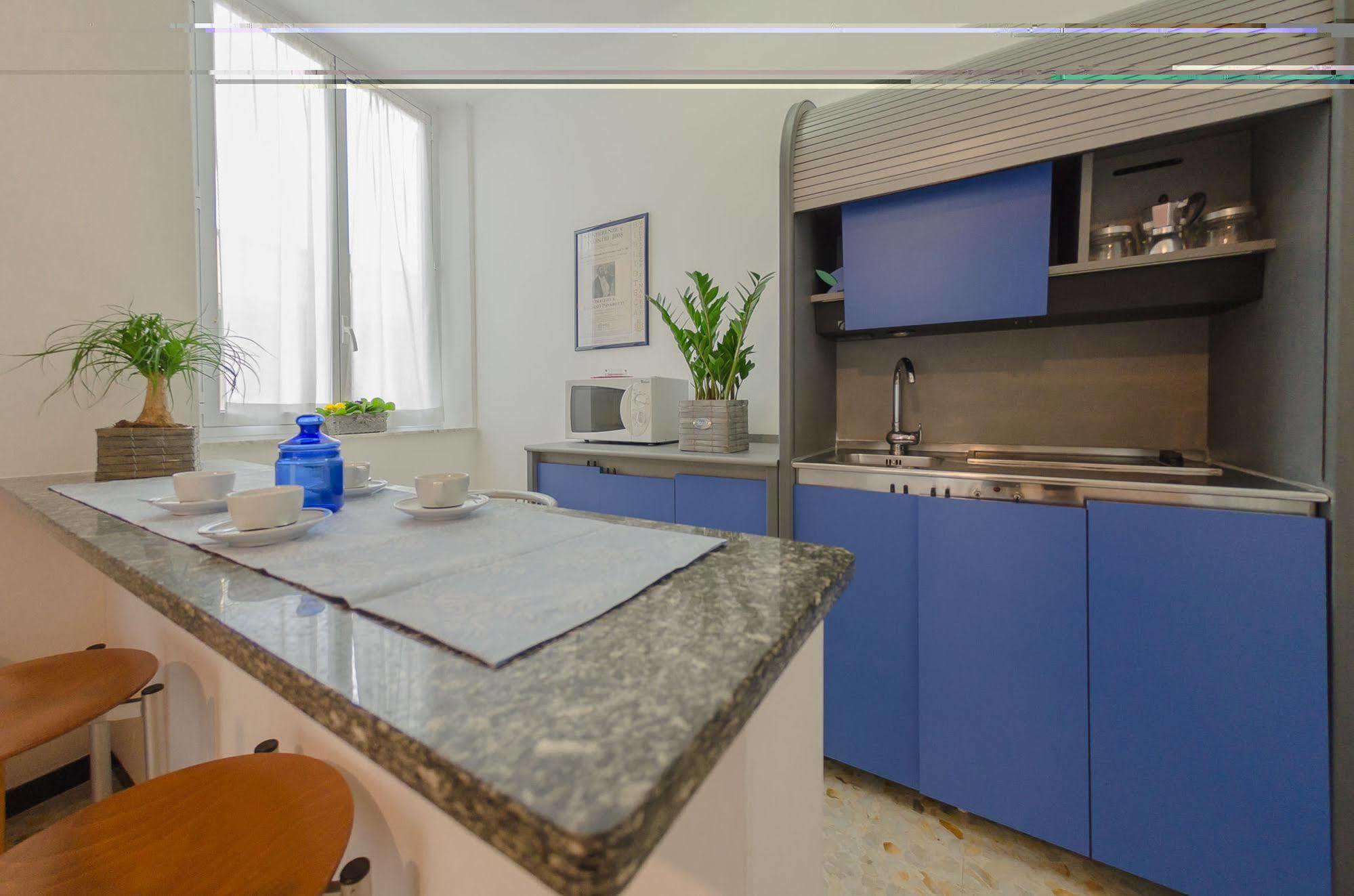 Residenza Adelaide Aparthotel Finale Ligure Bagian luar foto