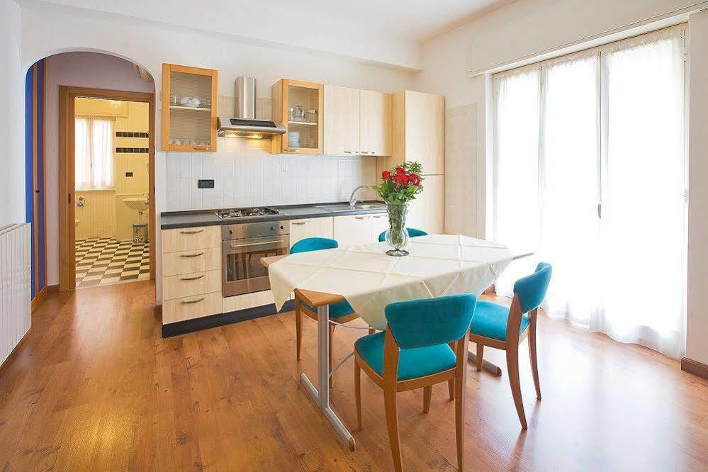 Residenza Adelaide Aparthotel Finale Ligure Bagian luar foto